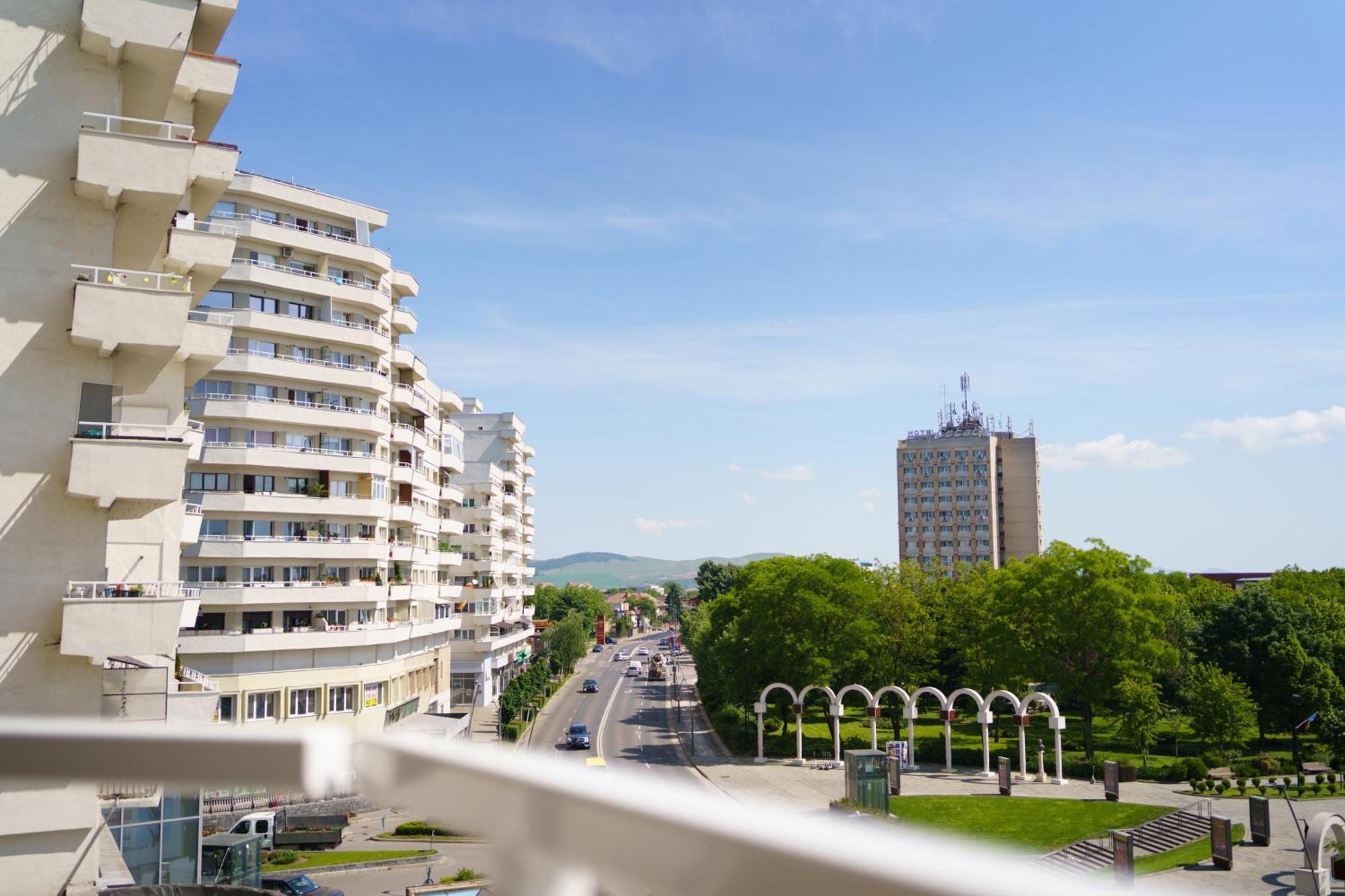 Pasiro Aparthotel Άλμπα Ιούλια Εξωτερικό φωτογραφία